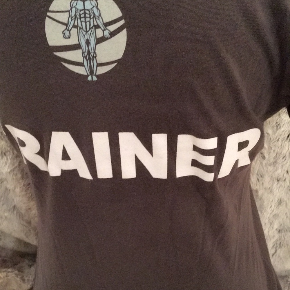 Tan Fitted V-Neck Short Sleeve T-Shirt - Picture 11 of 12